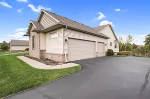 6277 Northridge Woods Dr, Brighton, MI 48116 - Photo 30