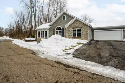 3061 Riverview Lane, Benton Harbor, MI 49022 - Photo 2