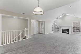 28471 Carlton Way Dr, Novi, MI 48377 - Photo 10