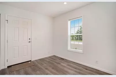 1283 E Ellis Road #13, Norton Shores, MI 49441 - Photo 8