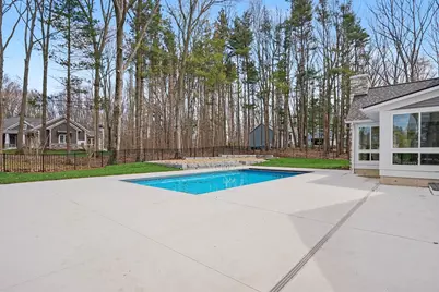 14805 Crest View Court, South Haven, MI 49090 - Photo 10