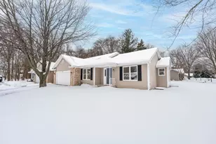 9618 Sebring Dr, Portage, MI 49002 - Photo 1