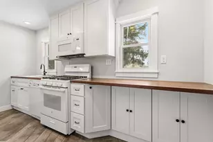 534 Humphrey St, South Haven, MI 49090 - Photo 14