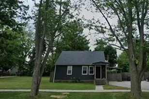 534 Humphrey St, South Haven, MI 49090 - Photo 2