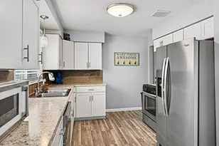 2910 Parchmount Ave, Kalamazoo, MI 49004 - Photo 6