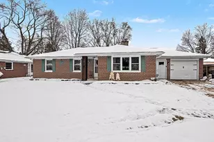 2910 Parchmount Ave, Kalamazoo, MI 49004 - Photo 1