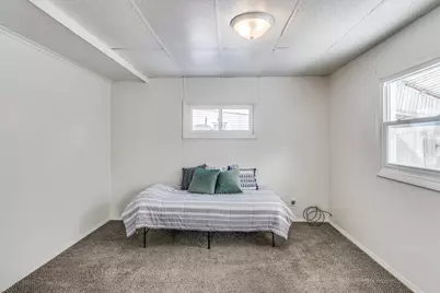 18 Woodlawn Avenue N, Battle Creek, MI 49037 - Photo 10