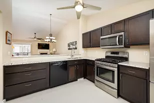 1877 N Kenwyck Dr, Ypsilanti, MI 48198 - Photo 6