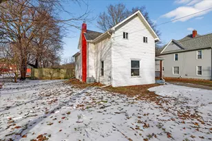 816 S Kalamazoo Ave, Marshall, MI 49068 - Photo 2