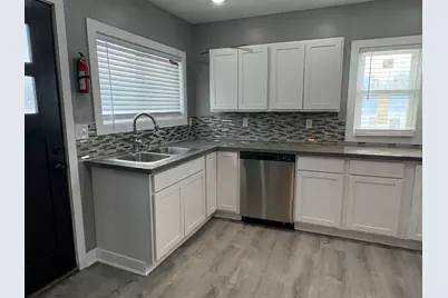 1980 Dyson Street, Muskegon, MI 49442 - Photo 6