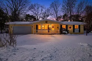 9063 Pinebrook Dr, Montague, MI 49437 - Photo 2