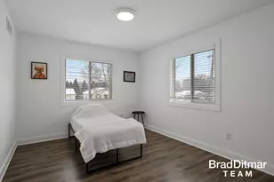 1847 Aberdeen St NE, Grand Rapids, MI 49505 - Photo 28