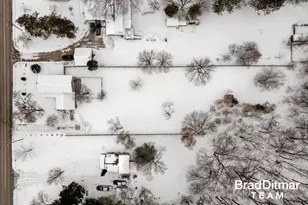 1847 Aberdeen St NE, Grand Rapids, MI 49505 - Photo 48