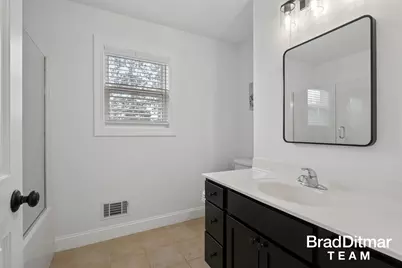 1847 Aberdeen Street NE, Grand Rapids, MI 49505 - Photo 30