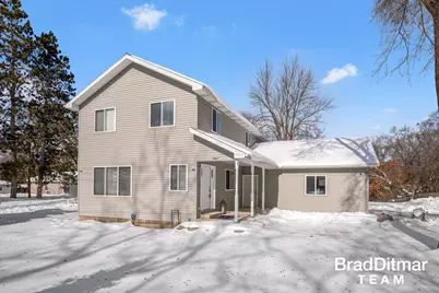 1847 Aberdeen Street NE, Grand Rapids, MI 49505 - Photo 2