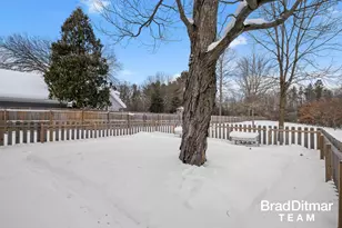 1847 Aberdeen St NE, Grand Rapids, MI 49505 - Photo 44