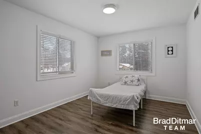 1847 Aberdeen Street NE, Grand Rapids, MI 49505 - Photo 26