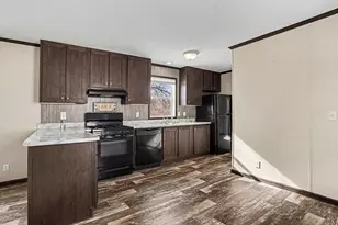 9045 4 Winds Ln W, West Olive, MI 49460 - Photo 4