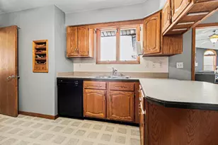 7916 Milan-Oakville Rd, Milan, MI 48160 - Photo 14