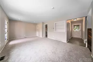 2923 Burlington Ct, Ann Arbor, MI 48105 - Photo 4