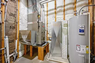 2085 Topaz Ln, Portage, MI 49002 - Photo 14