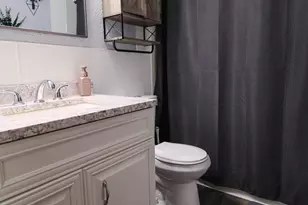 38544 Trafalgar Way, Sterling Heights, MI 48312 - Photo 12