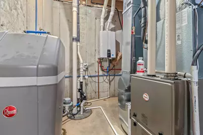 25 Hillsdale Commons Drive, Hillsdale, MI 49242 - Photo 38