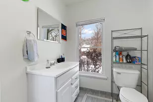 204 S Wisner St, Jackson, MI 49202 - Photo 18