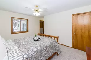 8984 S Christine Dr, Brighton, MI 48114 - Photo 28
