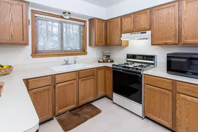 8984 S Christine Drive, Brighton, MI 48114 - Photo 14