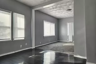 1002 Hazard Ave, Kalamazoo, MI 49048 - Photo 4