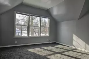 1002 Hazard Ave, Kalamazoo, MI 49048 - Photo 10