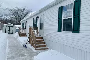 2899 N Sandy Dr, Ludington, MI 49431 - Photo 4