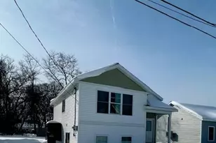 1077 Sophia St, Muskegon, MI 49442 - Photo 4