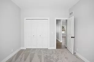 3630 Tulipleaf Dr, Holland, MI 49424 - Photo 12