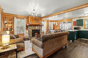 5526 W Longbridge Rd, Pentwater, MI 49449 - Photo 6