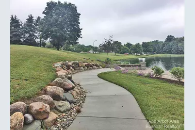 1635 Weatherstone Drive, Ann Arbor, MI 48108 - Photo 18