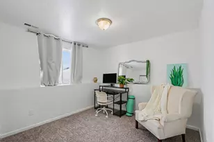 1734 Burr Pond Ln, Vicksburg, MI 49097 - Photo 20