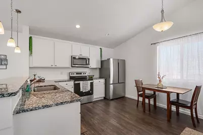 1734 Burr Pond Lane, Vicksburg, MI 49097 - Photo 12