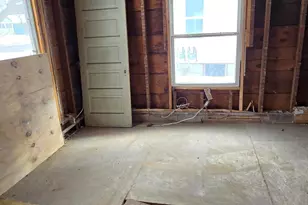 181 W Prospect St, Jackson, MI 49203 - Photo 4