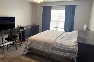 23493 Williamsburg Cir, Woodhaven, MI 48183 - Photo 20