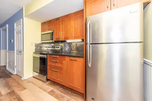 2407 Packard 43E St, Ann Arbor, MI 48104 - Photo 2