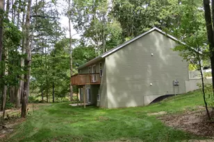 5882 Mullen Ridge Dr, Delton, MI 49046 - Photo 6