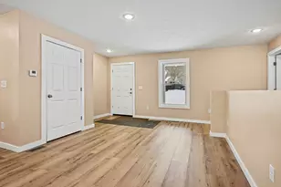 5882 Mullen Ridge Dr, Delton, MI 49046 - Photo 12