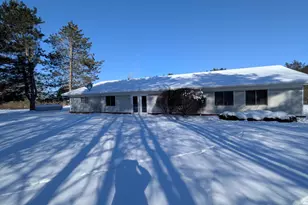 4464 Fisher Estates Ln, Bruce, MI 48065 - Photo 18