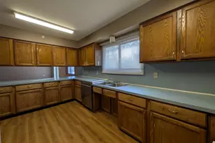 4464 Fisher Estates Ln, Bruce, MI 48065 - Photo 6