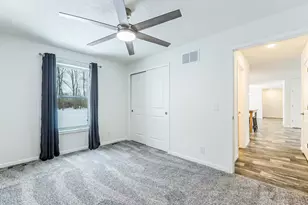 1070 Ashlyn Ct, Fowlerville, MI 48836 - Photo 16