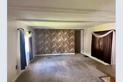 210 Sugarbush Lane, Van Buren Township, MI 48111 - Photo 6