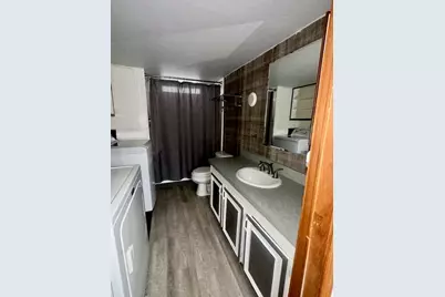 210 Sugarbush Lane, Van Buren Township, MI 48111 - Photo 16