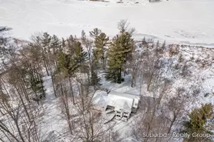 17610 Simmons Ave NE, Cedar Springs, MI 49319 - Photo 4